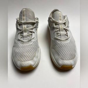 Nike MC Trainer women shoes Size 9 White Running Training  CU3584-105 Sneakers